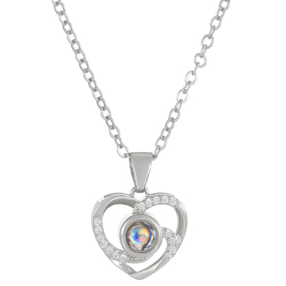 Diamond studded heart-shaped projection necklace in 100 languages. I love you, heart-shaped pendant, couple necklace